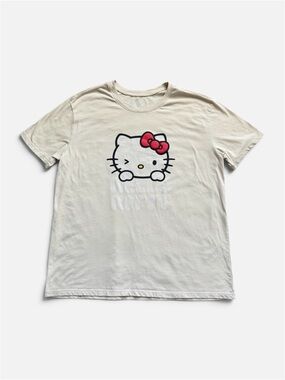 Cream Hello Kitty Winking Graphic T-Shirt | Cute Sanrio Tee | Size Large